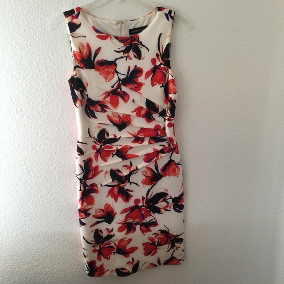 Ivanka Trump White Red & Black Print Lined Career Dress Size 2 - Picture 1 of 10
